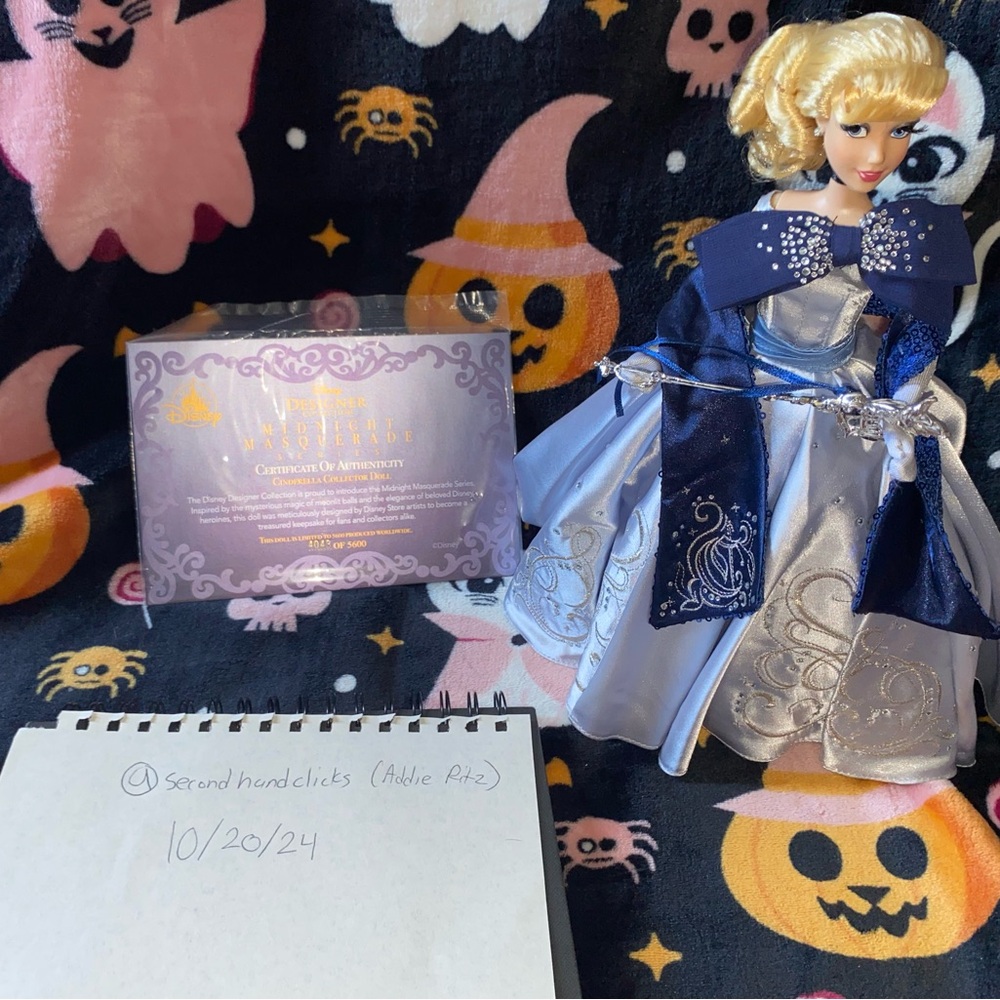 Disney Limited Edition Midnight Masquerade Cinderella Doll
